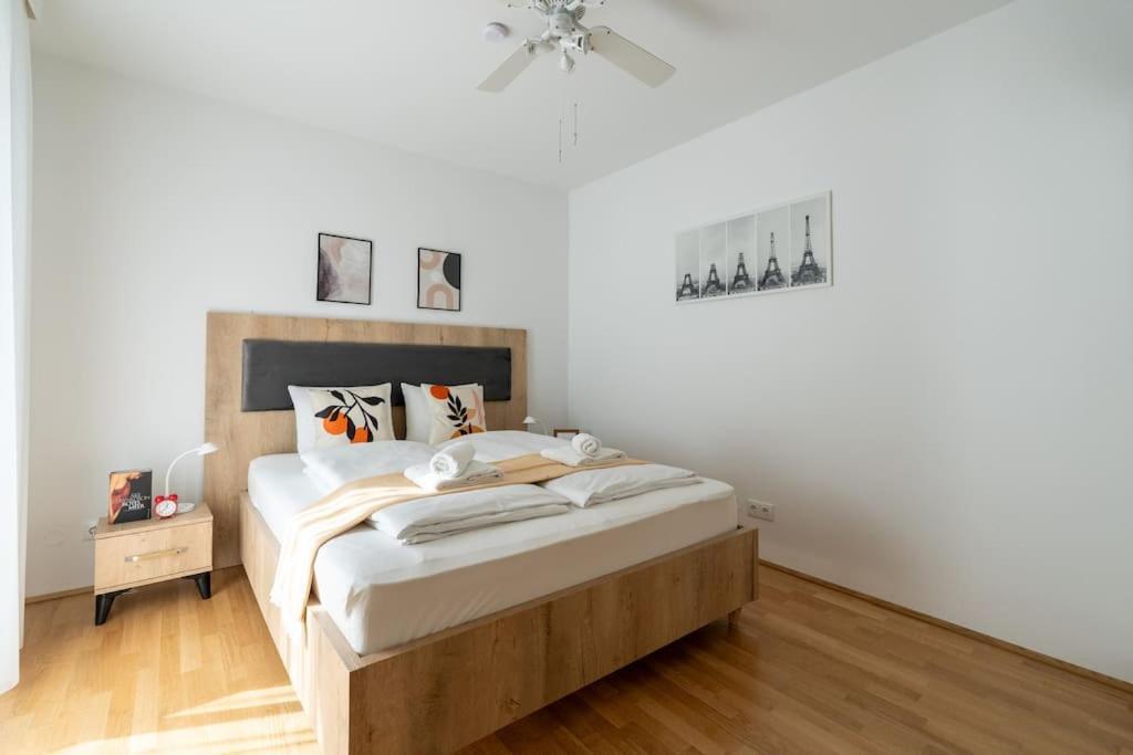 Sunny 1Br Home With Balcony By Hm Vienna Luaran gambar